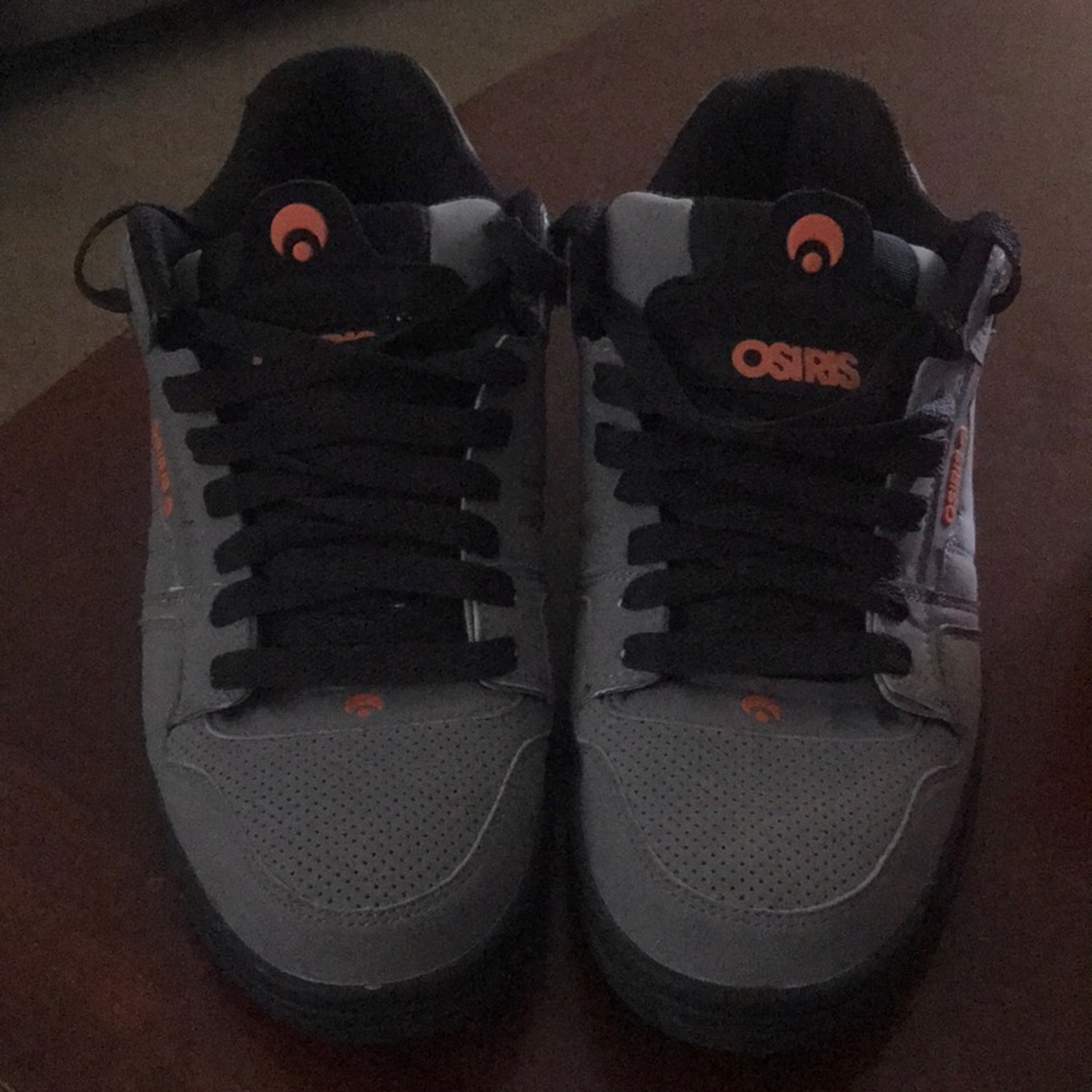 Men’s Osiris size 10.5 shoe